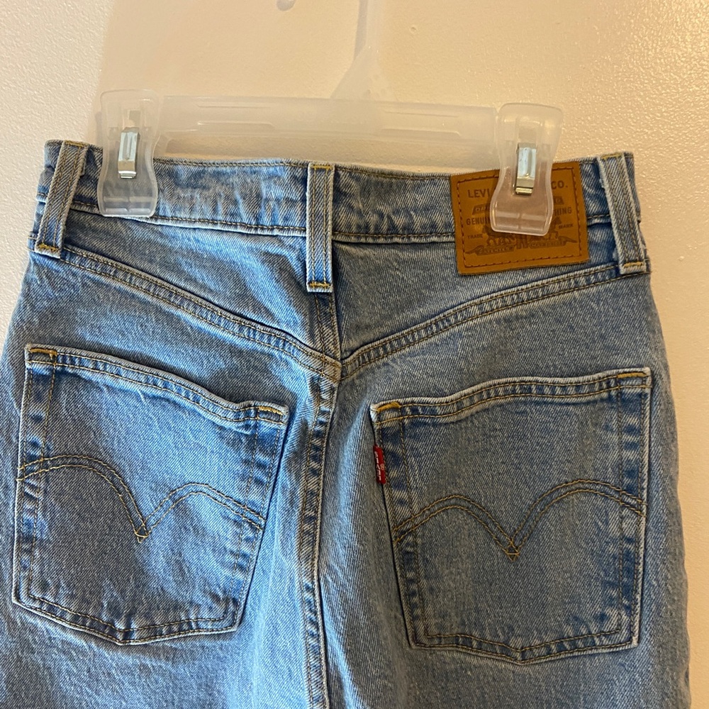 levi jeans - Picture 3 of 5